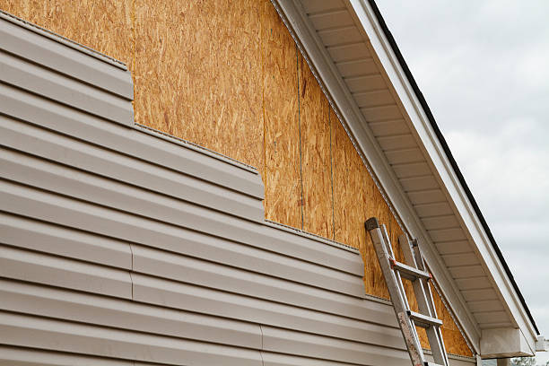 24/7 Emergency Storm Damage Siding Repair experts in Victoria, VA